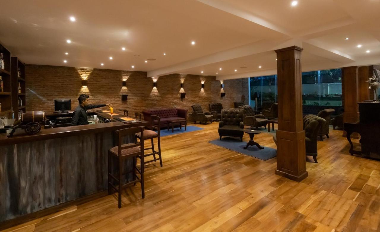 Galway Heights Hotel Nuwara Eliya Exterior photo